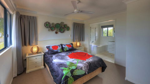 Dolphin Waters - Accommodation Melbourne 5