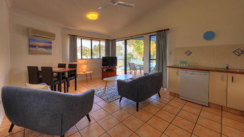 Dolphin Waters - Accommodation Melbourne 1