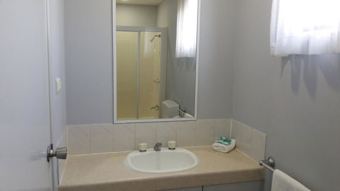 Alex Beach Cabins And Tourist Park - Accommodation Melbourne 2
