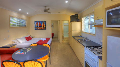 Alex Beach Cabins And Tourist Park - Accommodation Melbourne 11