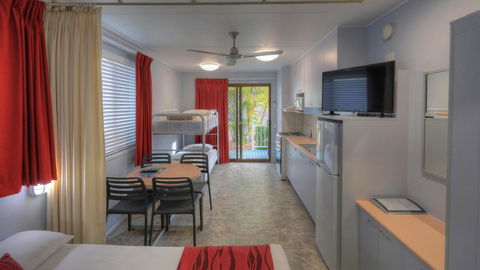 Alex Beach Cabins And Tourist Park - Accommodation Melbourne 33