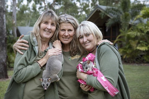 Airlie Beach Eco Cabins - Adults Only - Accommodation Melbourne 23