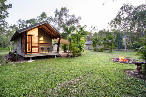 Airlie Beach Eco Cabins - Adults Only - Accommodation Melbourne 28