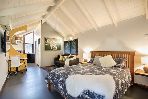 Airlie Beach Eco Cabins - Adults Only - Accommodation Melbourne 20