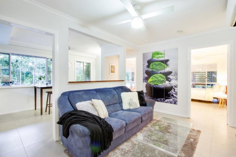 Airlie Beach Eco Cabins - Adults Only - Accommodation Melbourne 39