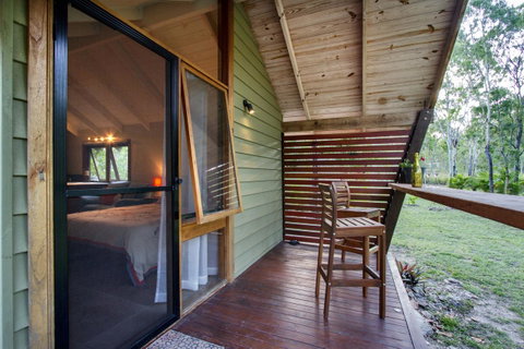 Airlie Beach Eco Cabins - Adults Only - Accommodation Melbourne 24