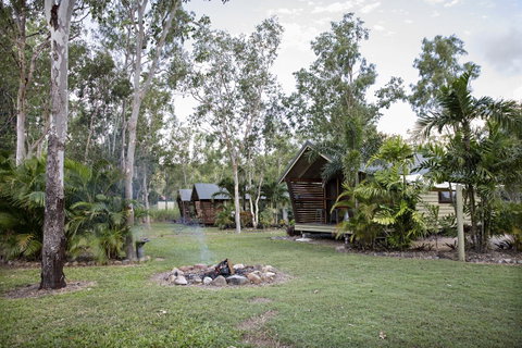 Airlie Beach Eco Cabins - Adults Only - Accommodation Melbourne 32