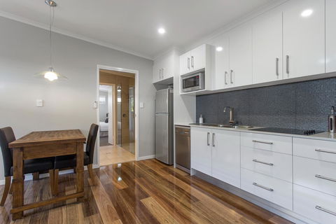 Pandanus Spa Cottage - Accommodation Melbourne 9