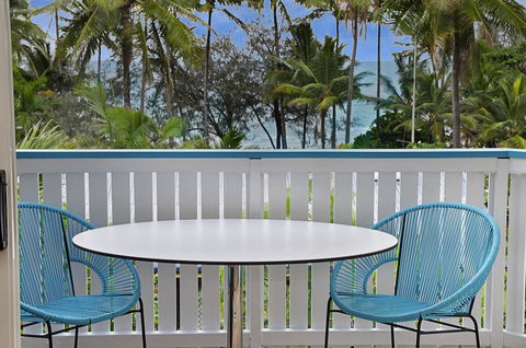 By The Sea Port Douglas - Accommodation Melbourne 5