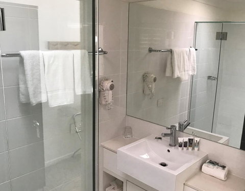 Mercure Clear Mountain Lodge - Accommodation Melbourne 4