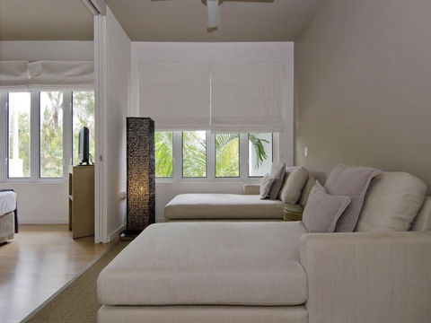 Beach Club Port Douglas Luxury Apartments - Accommodation Melbourne 11
