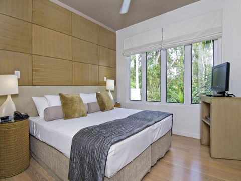 Beach Club Port Douglas Luxury Apartments - Accommodation Melbourne 10