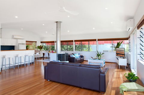 Jolly Roger's Beach House - Accommodation Melbourne 3