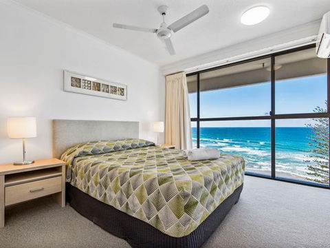 Coolum Caprice - Accommodation Melbourne 8
