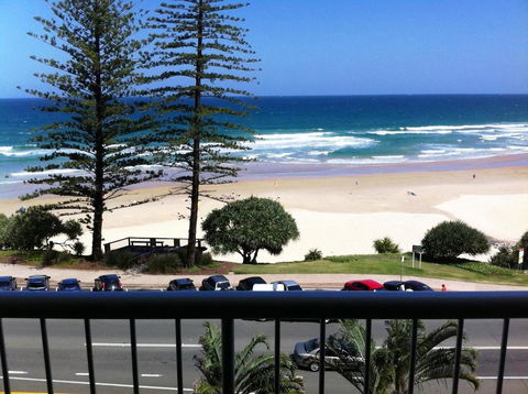 Coolum Caprice - Accommodation Melbourne 34