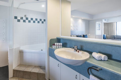 Ramada Resort By Wyndham Golden Beach - Accommodation Melbourne 17