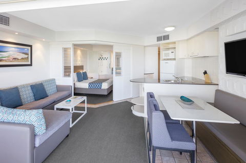Ramada Resort By Wyndham Golden Beach - Accommodation Melbourne 13
