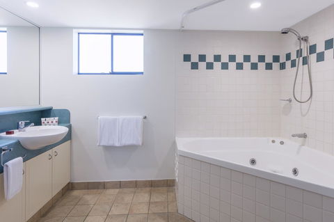 Ramada Resort By Wyndham Golden Beach - Accommodation Melbourne 30