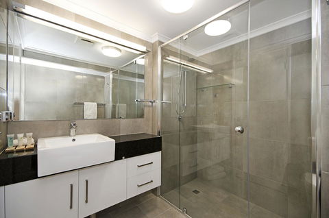 Mariners North Holiday Apartments - Accommodation Melbourne 42