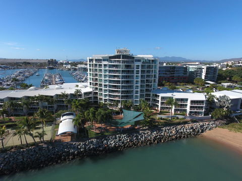 Mariners North Holiday Apartments - Accommodation Melbourne 0