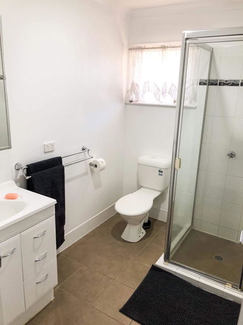 Picnic Point Villas - Melbourne 4u 8
