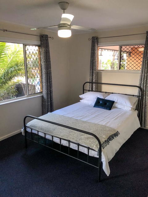 Picnic Point Villas - Melbourne 4u 1