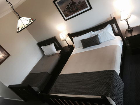 The Bearded Dragon Boutique Hotel - Accommodation Melbourne 3