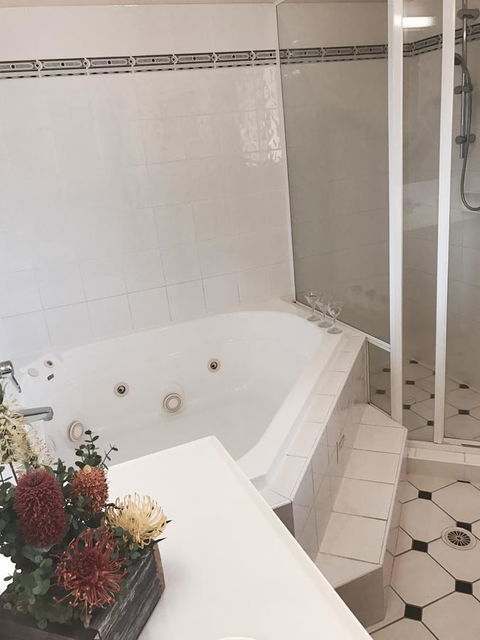 The Bearded Dragon Boutique Hotel - Accommodation Melbourne 44
