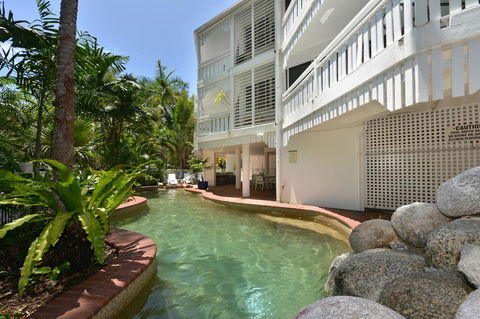 The White House Port Douglas - Accommodation Melbourne 18