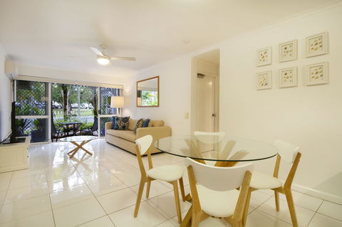 The White House Port Douglas - Accommodation Melbourne 14