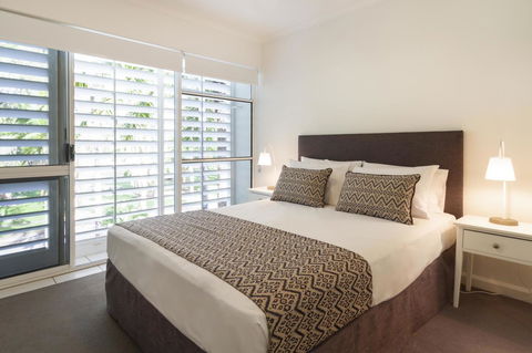 The White House Port Douglas - Accommodation Melbourne 6