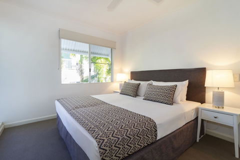 The White House Port Douglas - Accommodation Melbourne 35