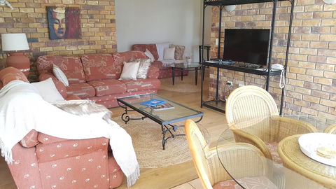 Surfers Chalet - Accommodation Melbourne 24