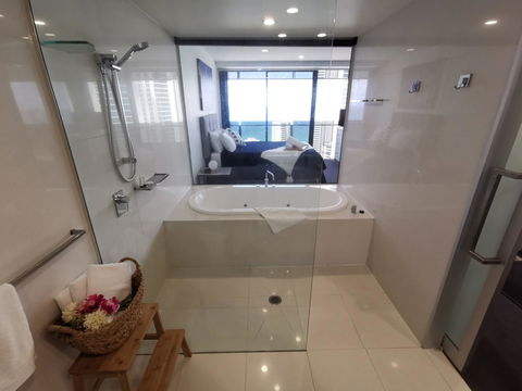 Circle Luxury Holidays - Accommodation Melbourne 11