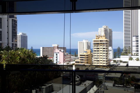 Circle Luxury Holidays - Accommodation Melbourne 4