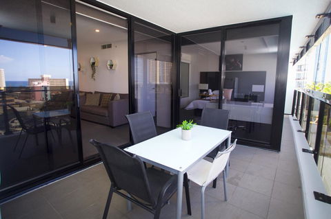 Circle Luxury Holidays - Accommodation Melbourne 3