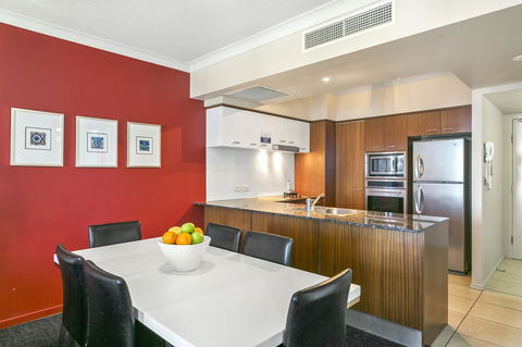 Mantra Towers Of Chevron - Accommodation Melbourne 19