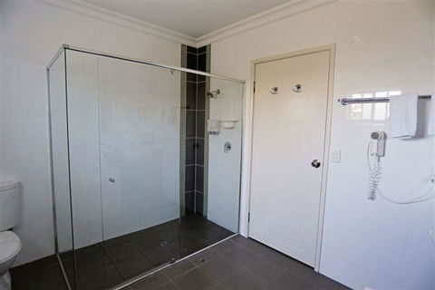 Drovers Motor Inn - Melbourne 4u 2