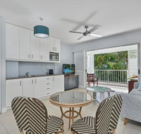 Couples private spa beach getaway - Accommodation Melbourne