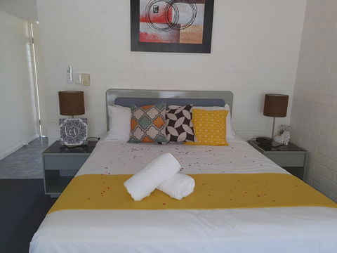 Dalby Manor Motor Inn - Melbourne 4u 3