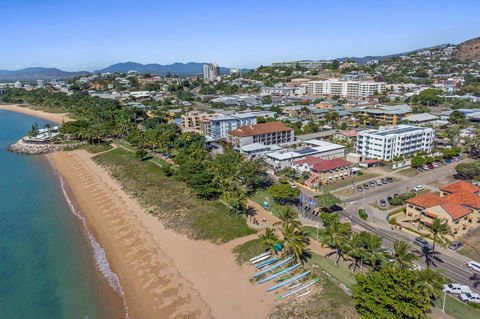 Madison Ocean Breeze Apartments - Melbourne 4u 4