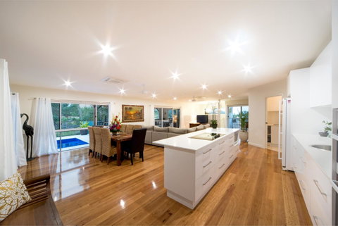 Whitsunday Luxury Homes - Accommodation Melbourne 5