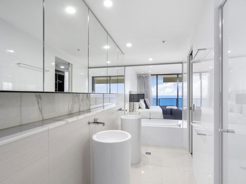Oracle Resort Broadbeach - Gclr - Accommodation Melbourne 24