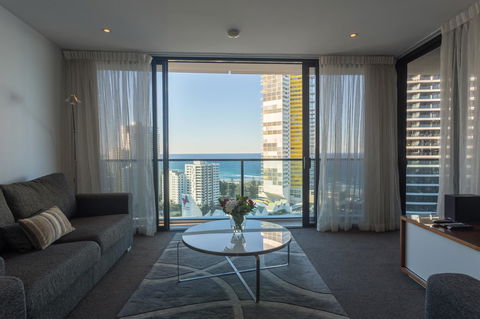 Oracle Resort Broadbeach - Gclr - Accommodation Melbourne 40