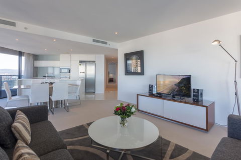Oracle Resort Broadbeach - Gclr - Accommodation Melbourne 7