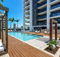 Qube Broadbeach - Melbourne 4u