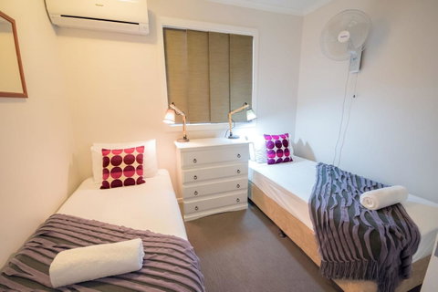 Airlie Apartments - Accommodation Melbourne 13