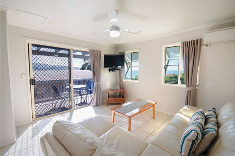 Airlie Apartments - Accommodation Melbourne 7