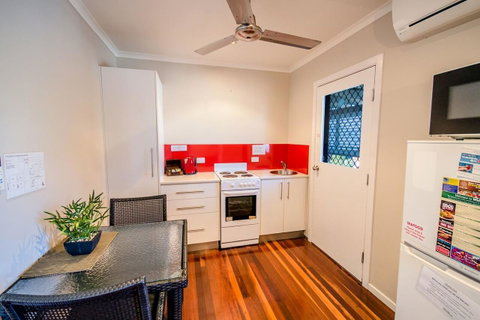 Airlie Apartments - Accommodation Melbourne 18