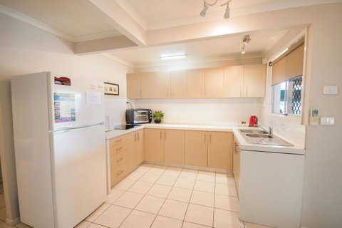 Airlie Apartments - Accommodation Melbourne 6